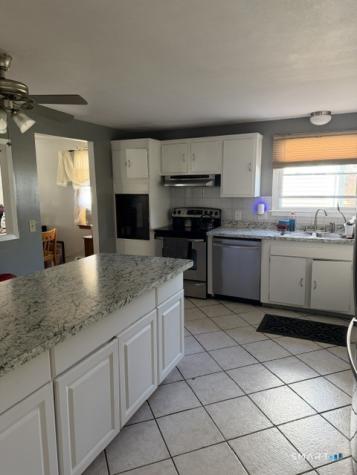 Hamden CT 06514