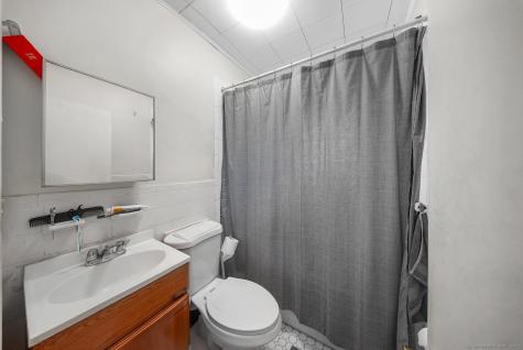 33-35 Granfield Avenue Bridgeport CT 06610