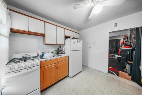 33-35 Granfield Avenue Bridgeport CT 06610