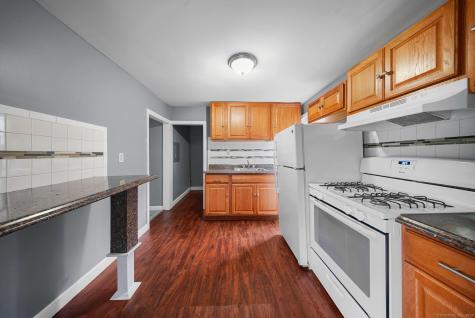 33-35 Granfield Avenue Bridgeport CT 06610