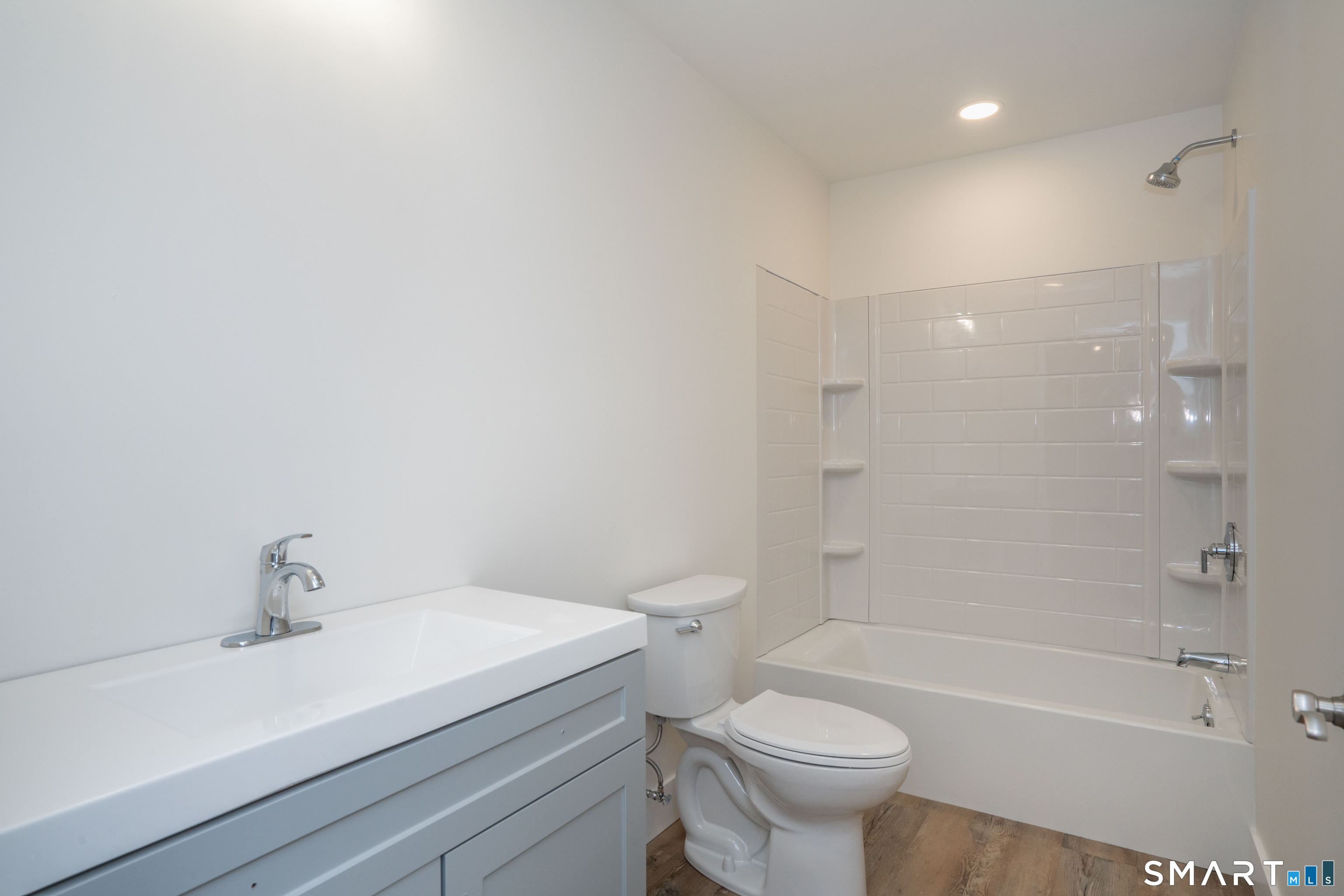 390 Carroll Avenue Bridgeport CT 06607