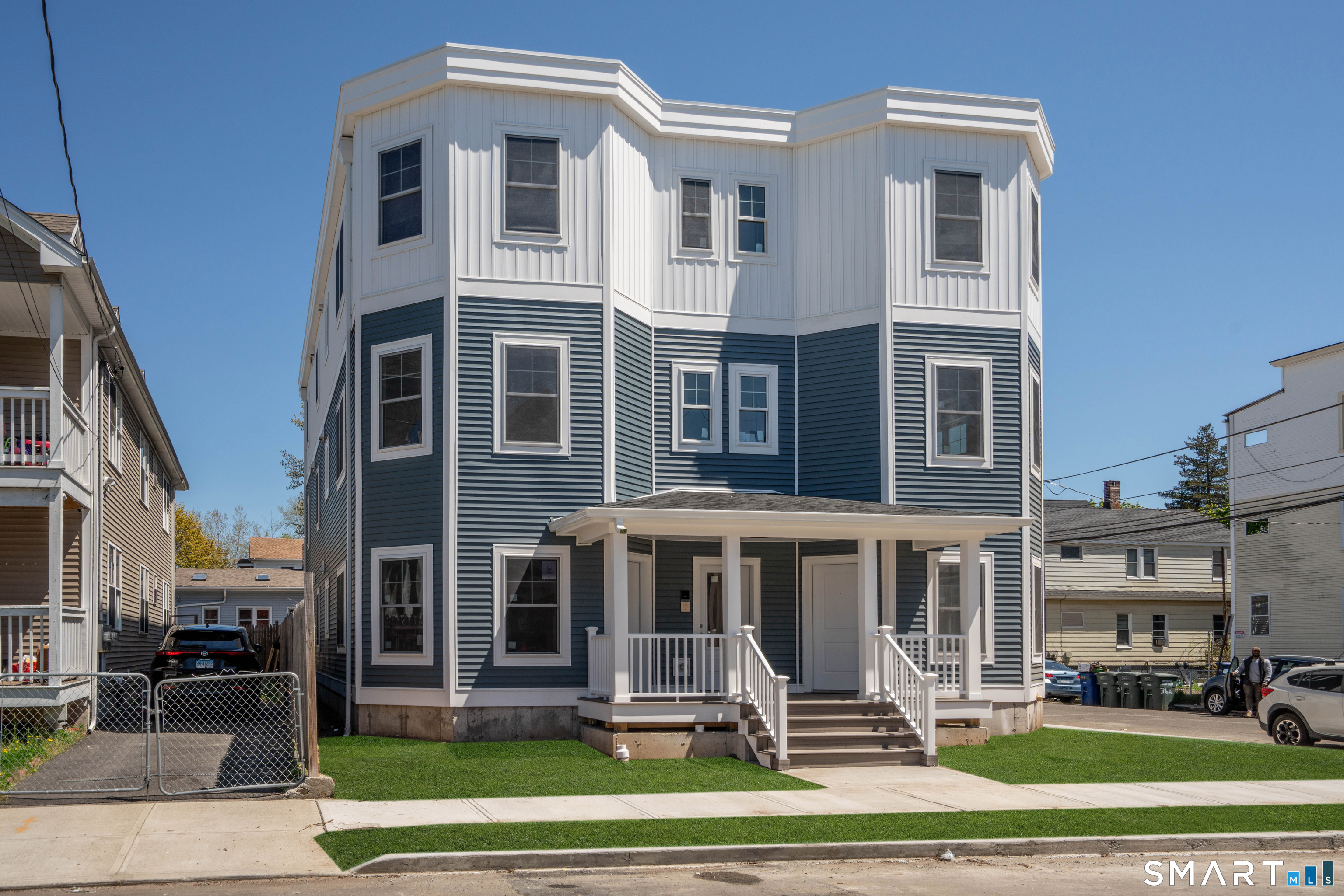 390 Carroll Avenue Bridgeport CT 06607