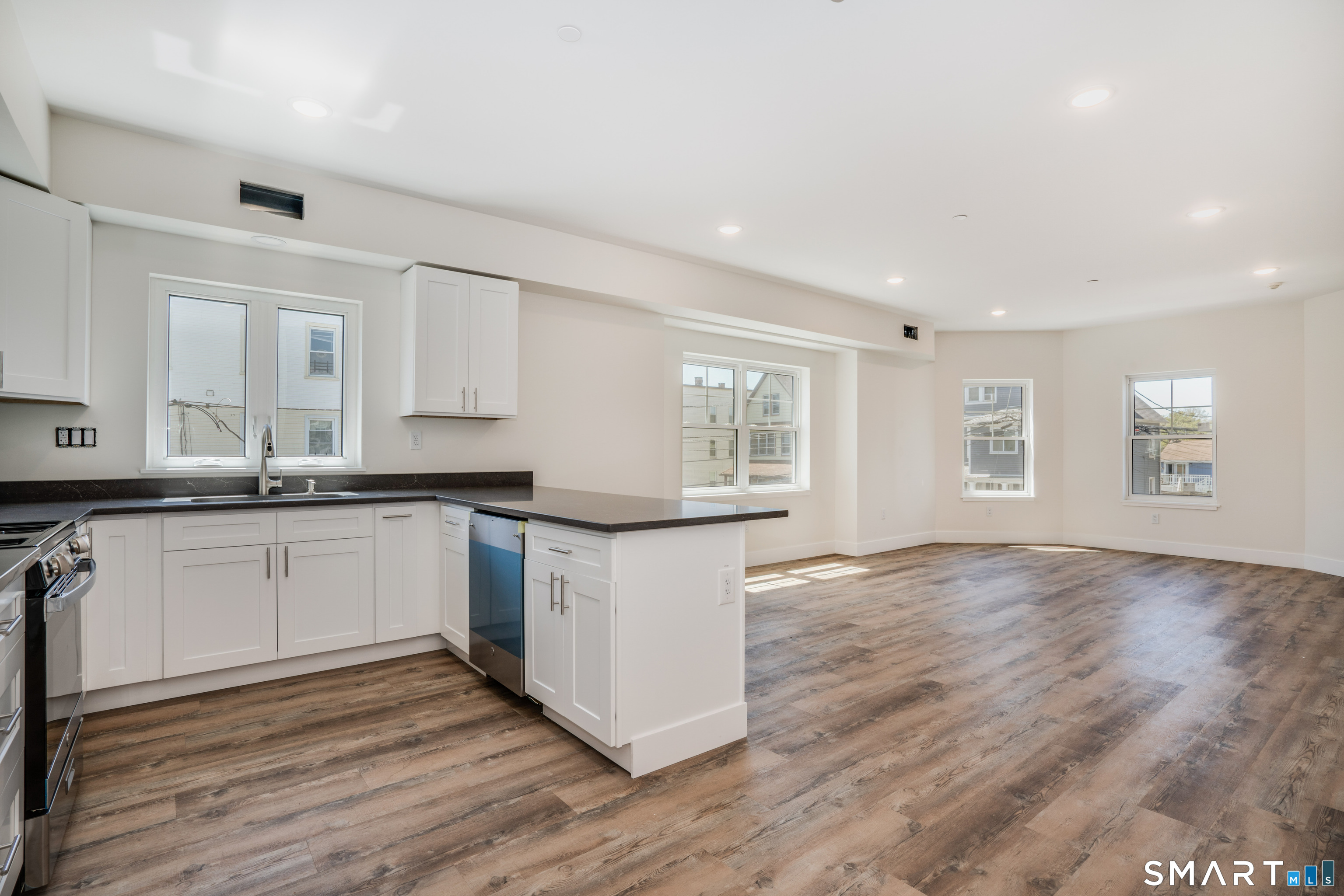 390 Carroll Avenue Bridgeport CT 06607