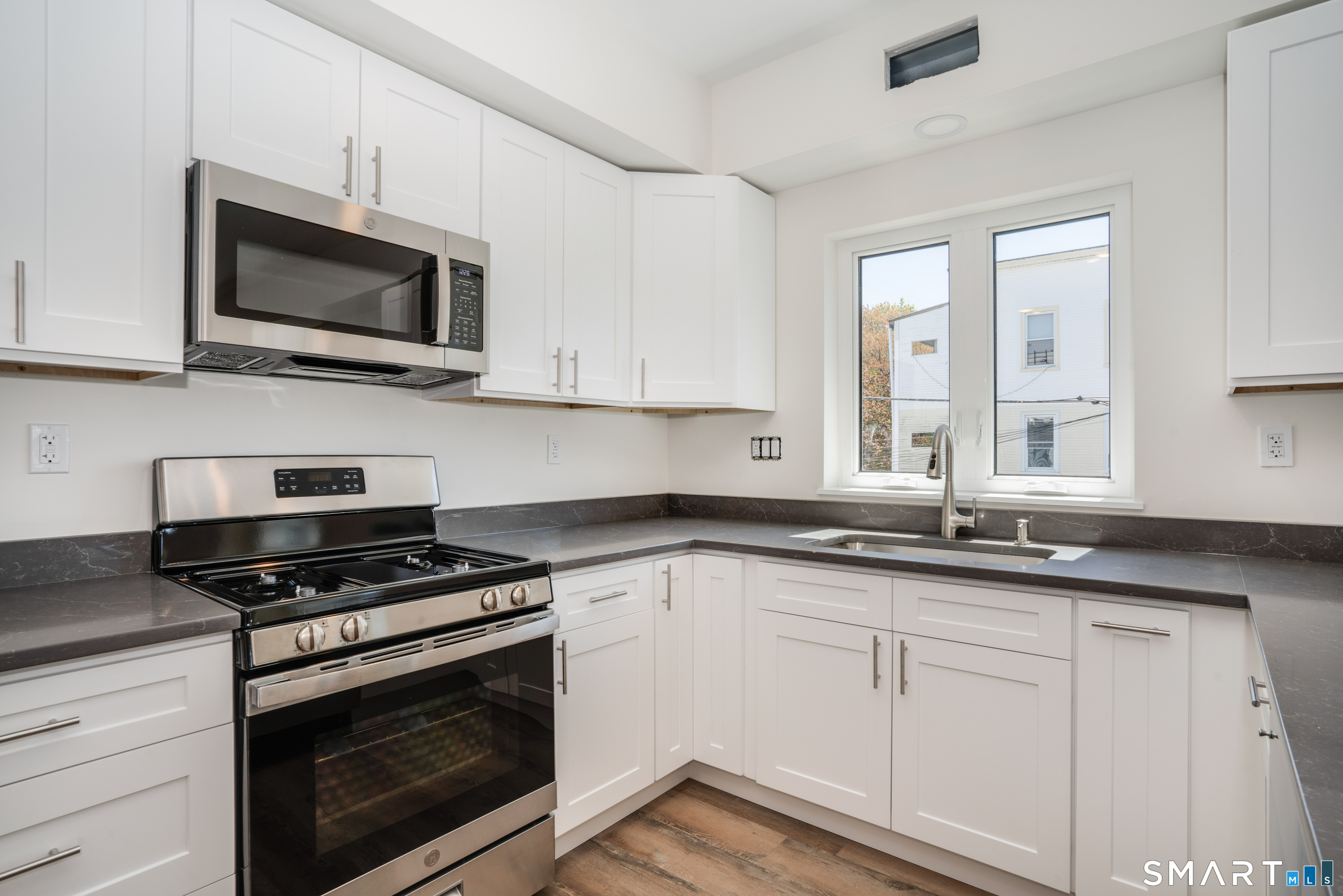 390 Carroll Avenue Bridgeport CT 06607