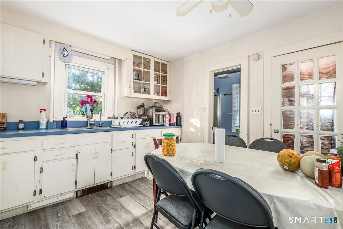 28 Mountainville Road Danbury CT 06810