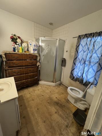 15 Montgomery Street Danbury CT 06810
