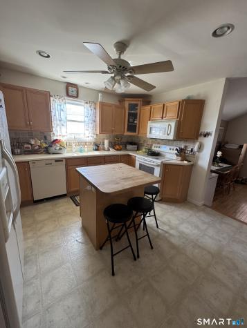 15 Montgomery Street Danbury CT 06810