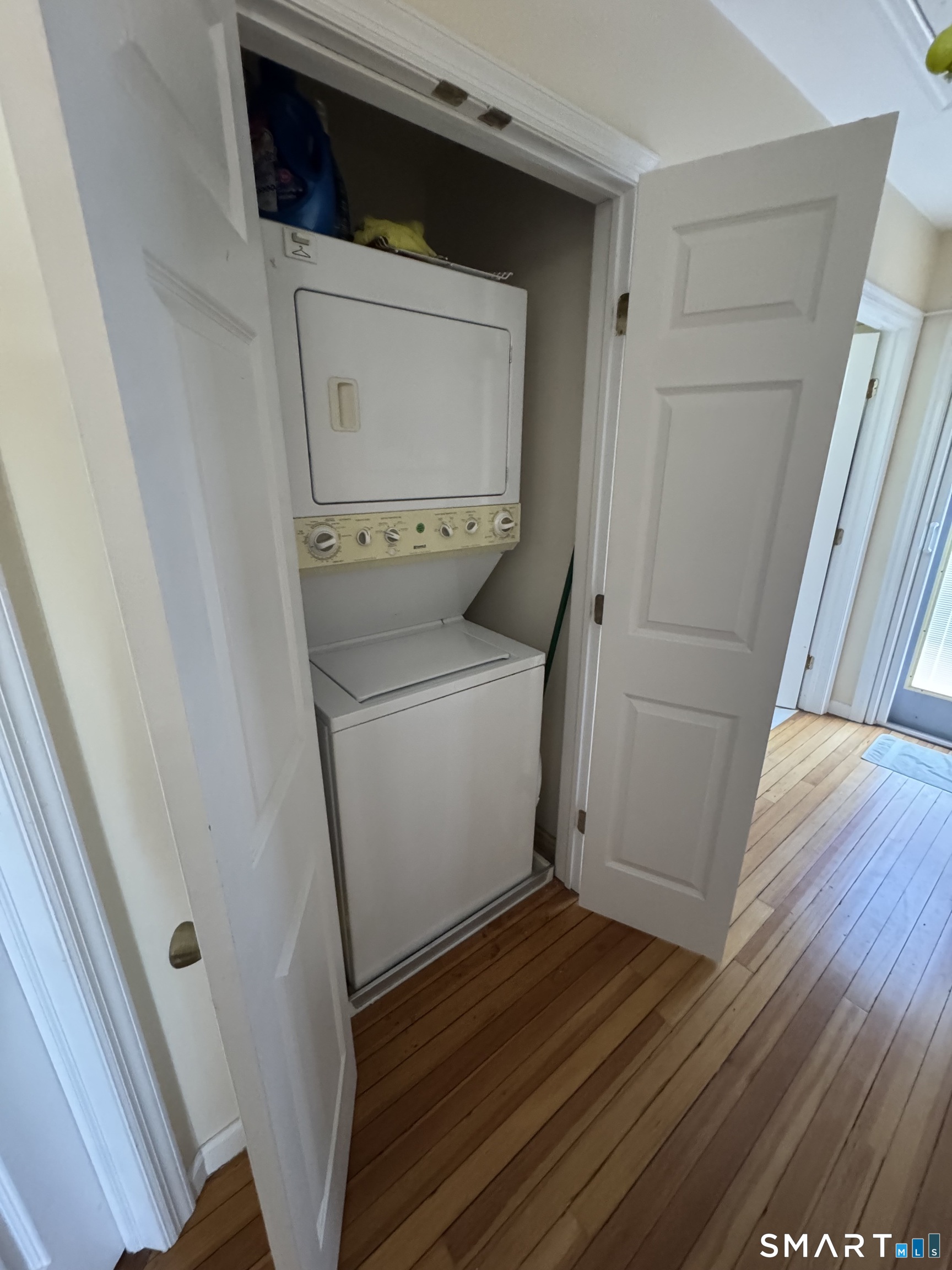 15 Montgomery Street Danbury CT 06810