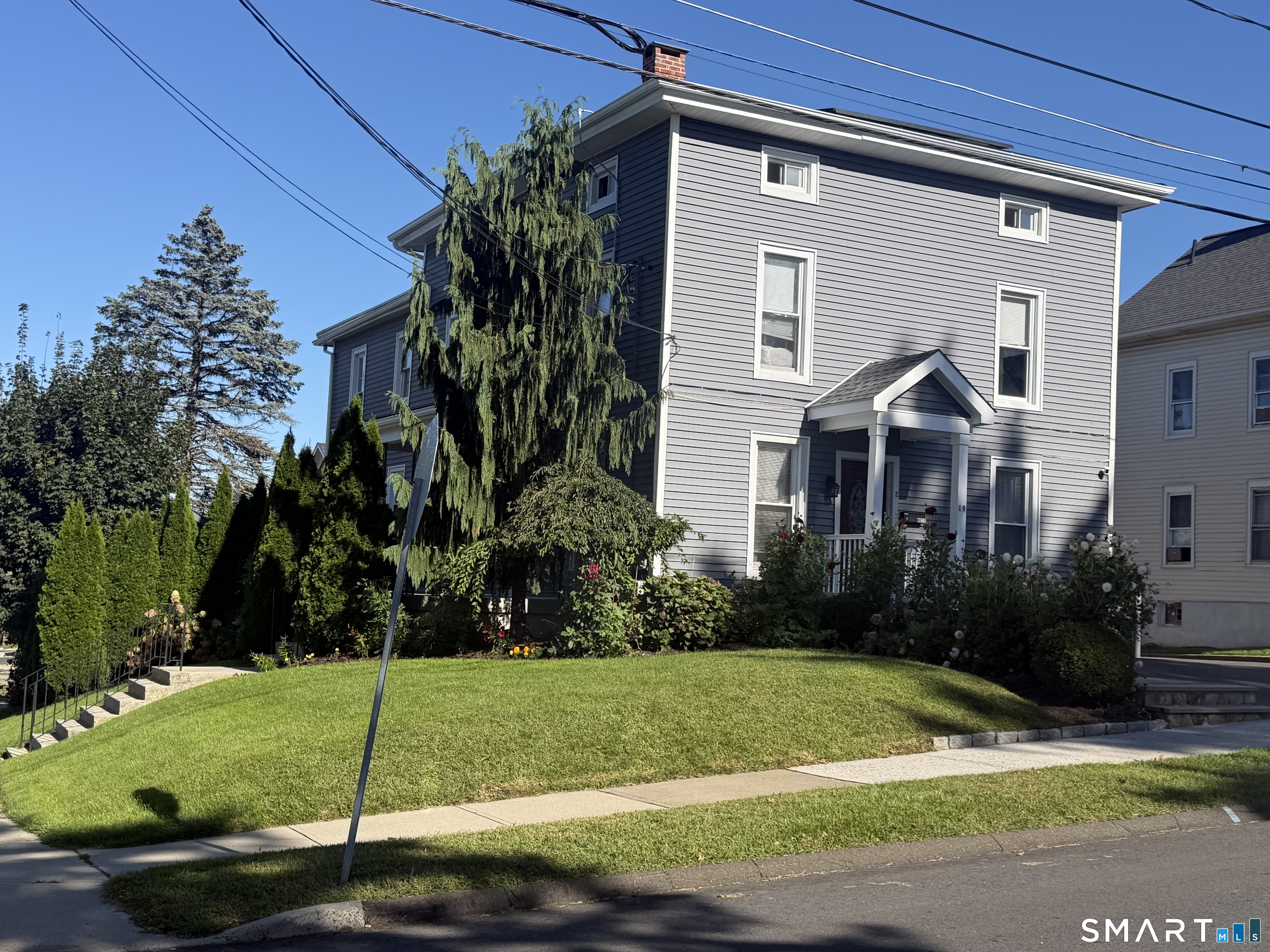 19 Mallory Street Danbury CT 06810