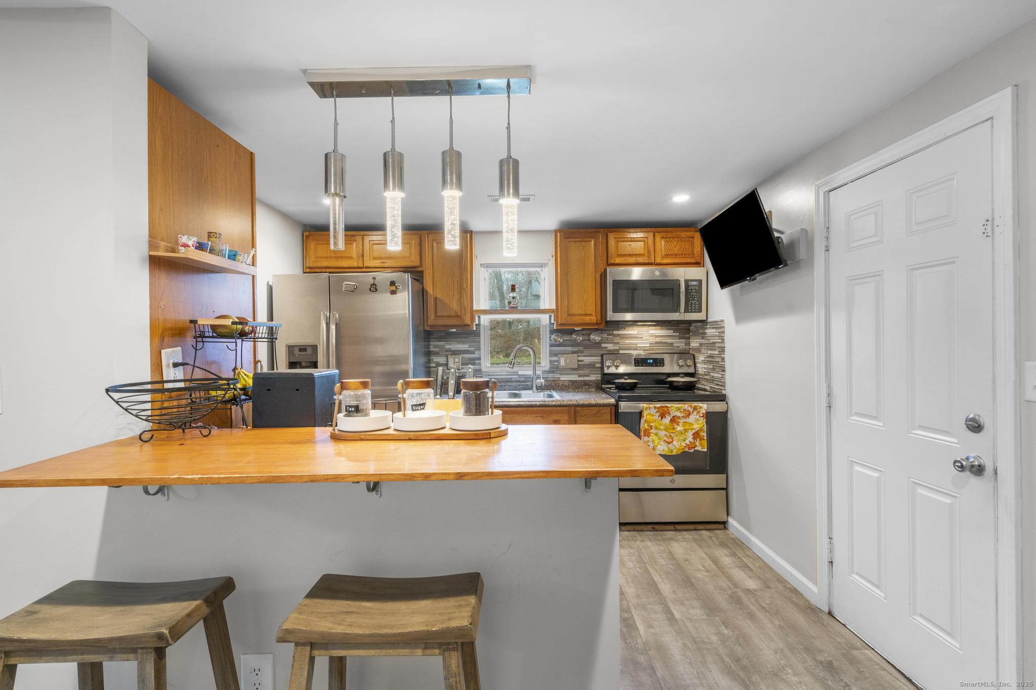 684 Main Street Plymouth CT 06782