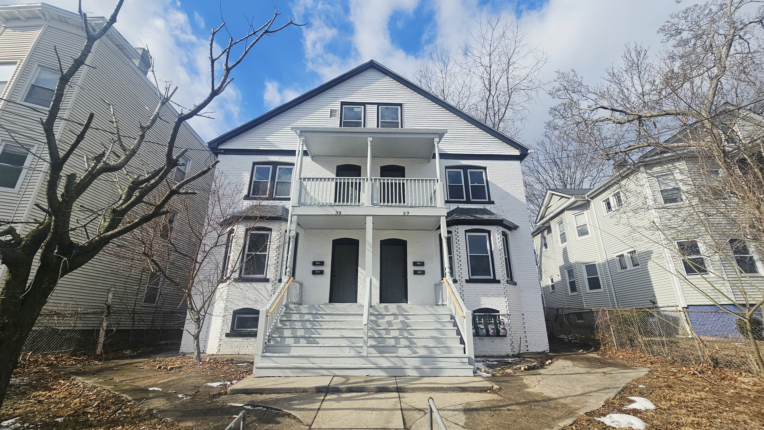 37 Southfield Avenue Stamford CT 06902
