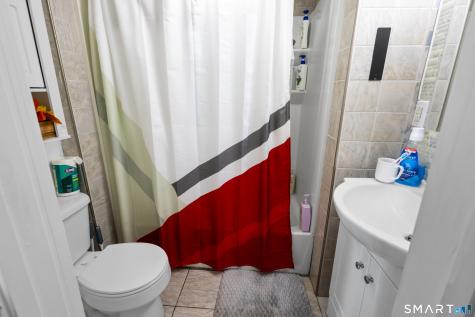 61 Hillside Street West Haven CT 06516
