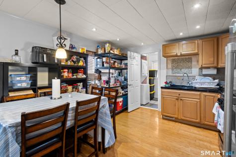 61 Hillside Street West Haven CT 06516
