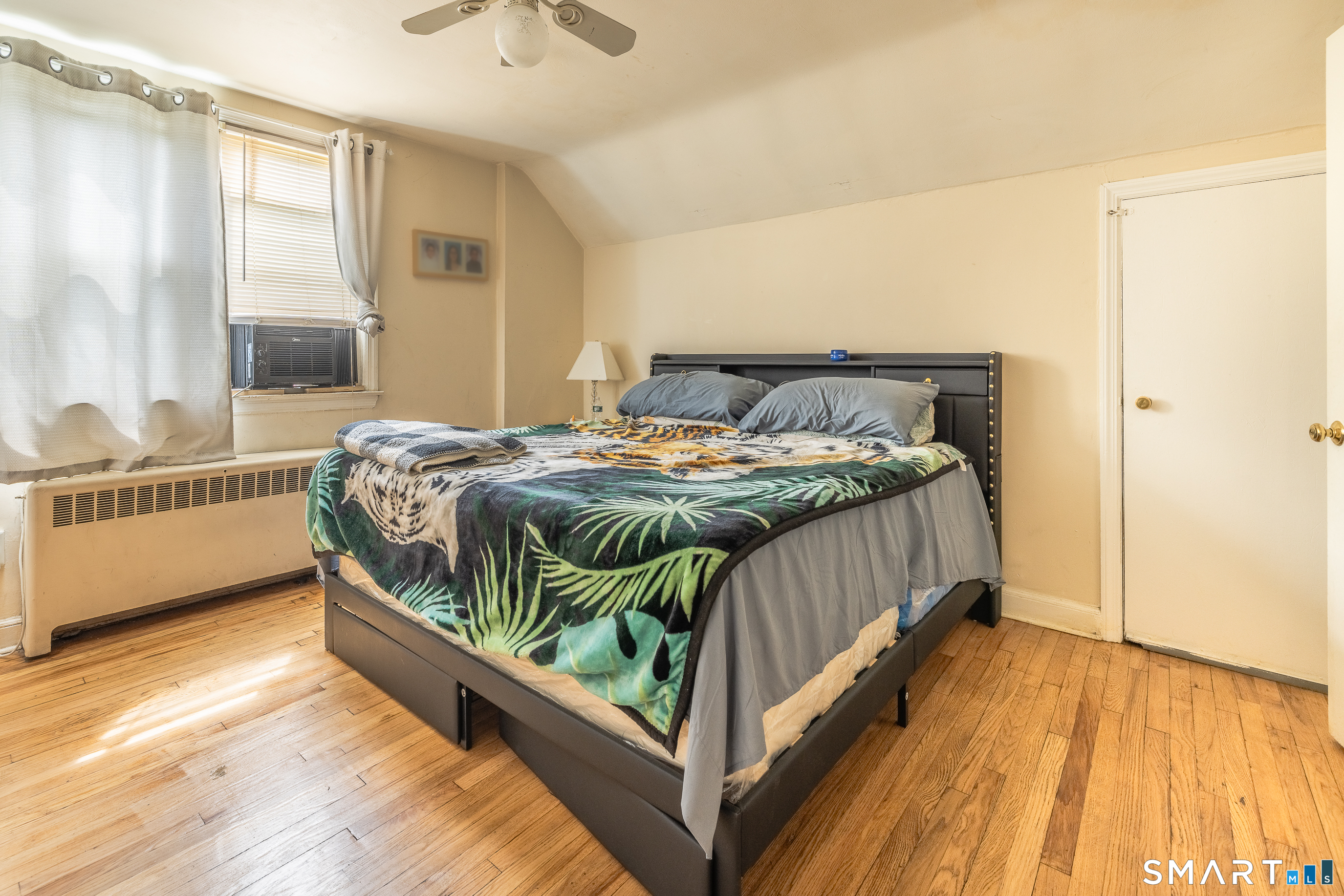 260 Whitney Avenue Bridgeport CT 06606