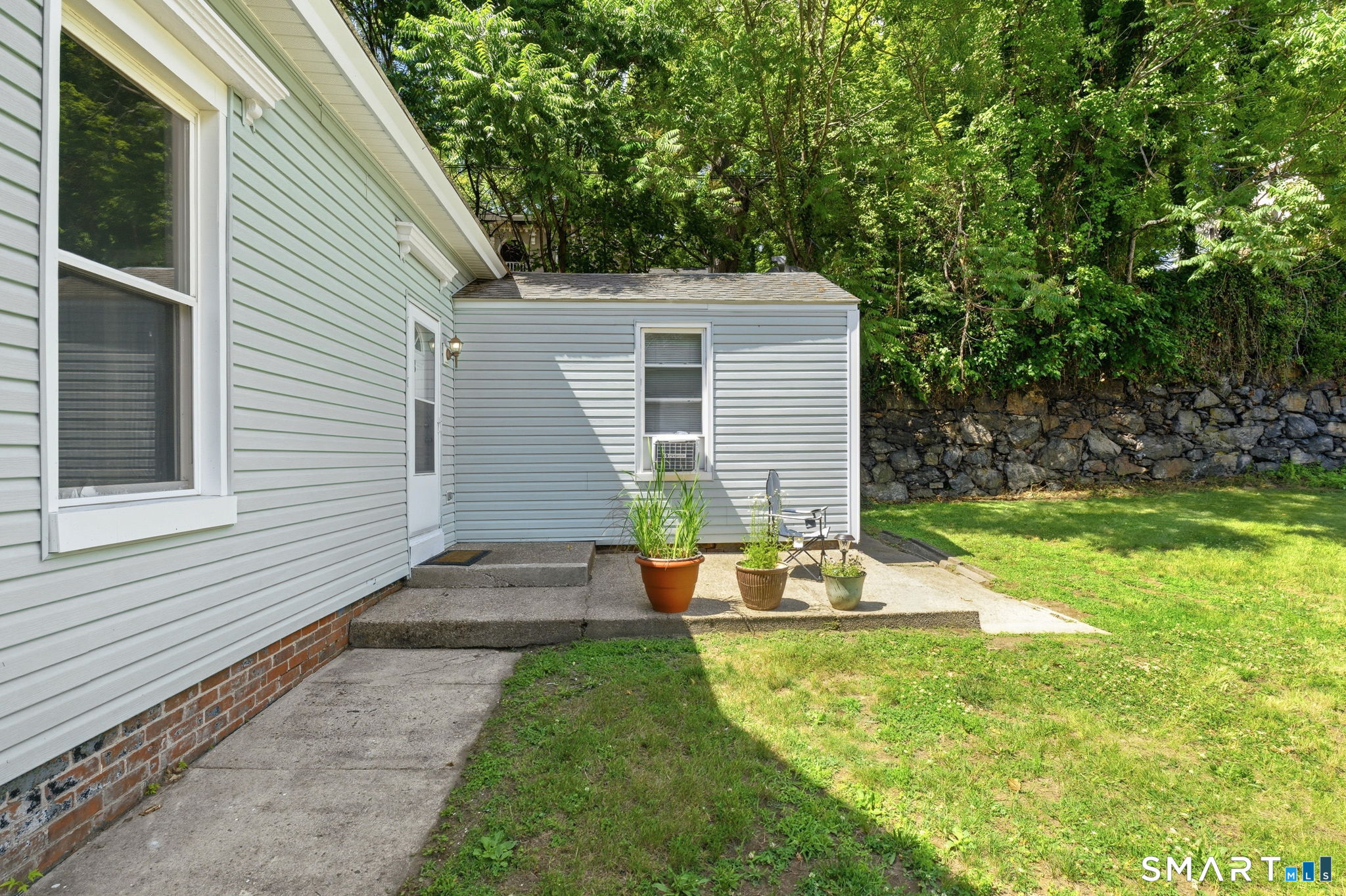 84 Laurel Hill Avenue Norwich CT 06360