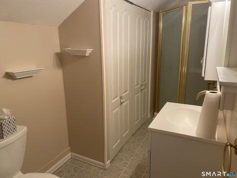 300 Charter Oak Street Manchester CT 06040