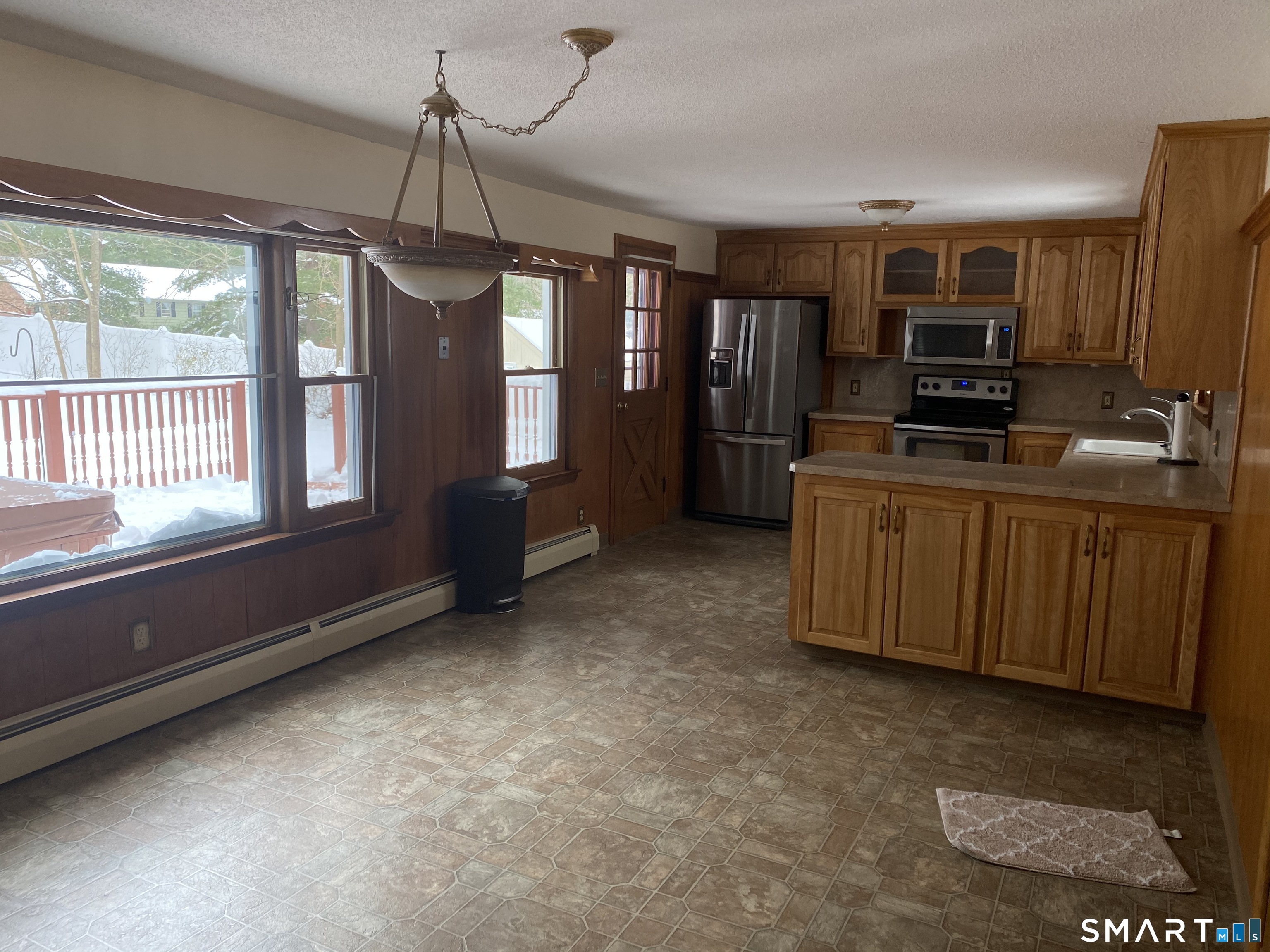 300 Charter Oak Street Manchester CT 06040