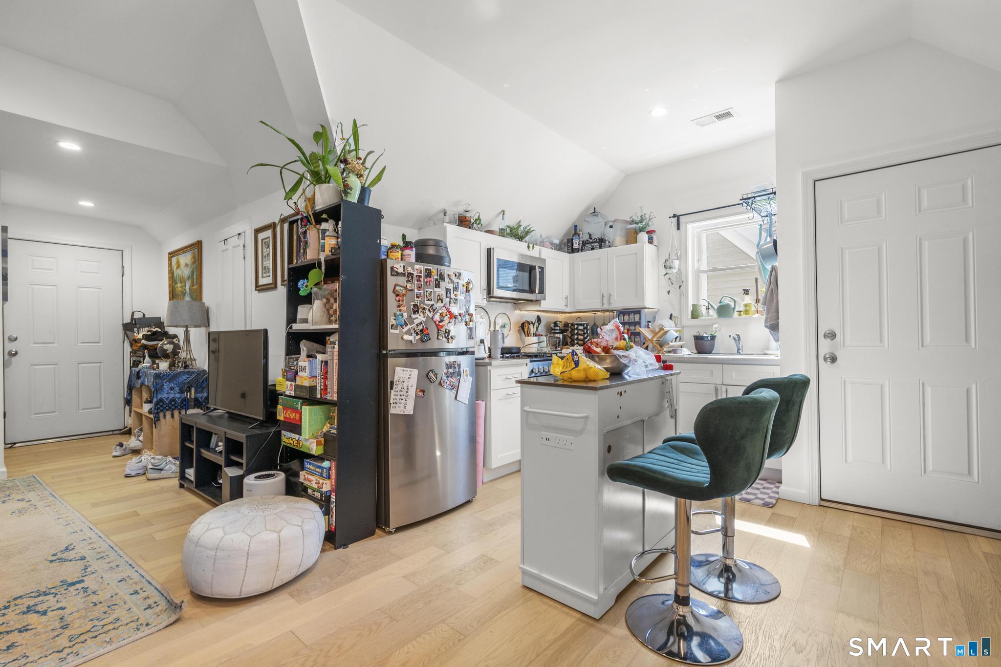 84 Lawrence Street New Haven CT 06511