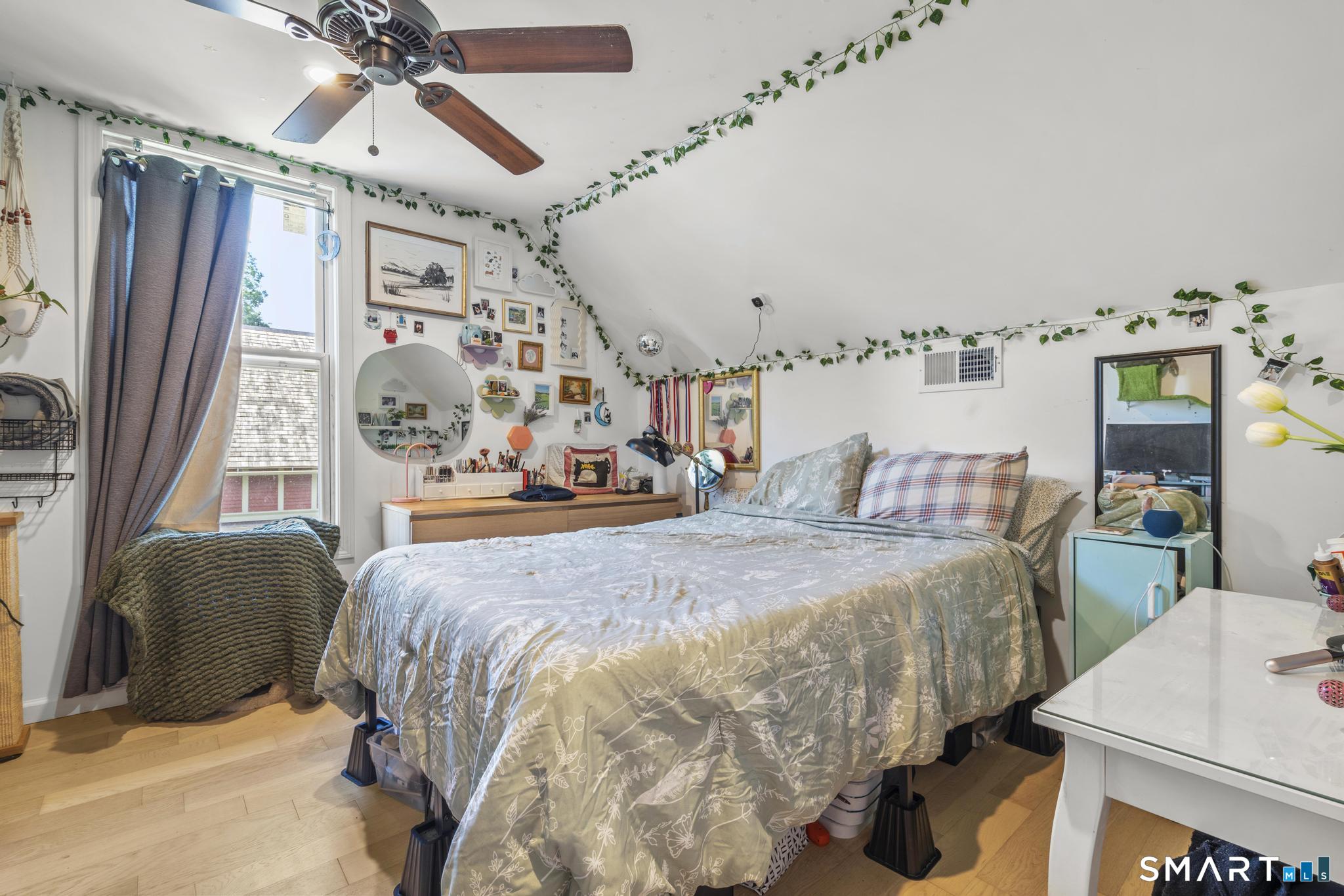 84 Lawrence Street New Haven CT 06511
