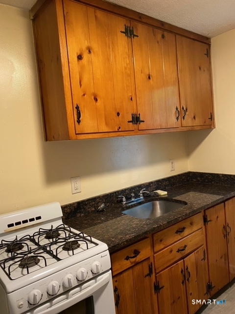 141 Pennsylvania Avenue New Britain CT 06052
