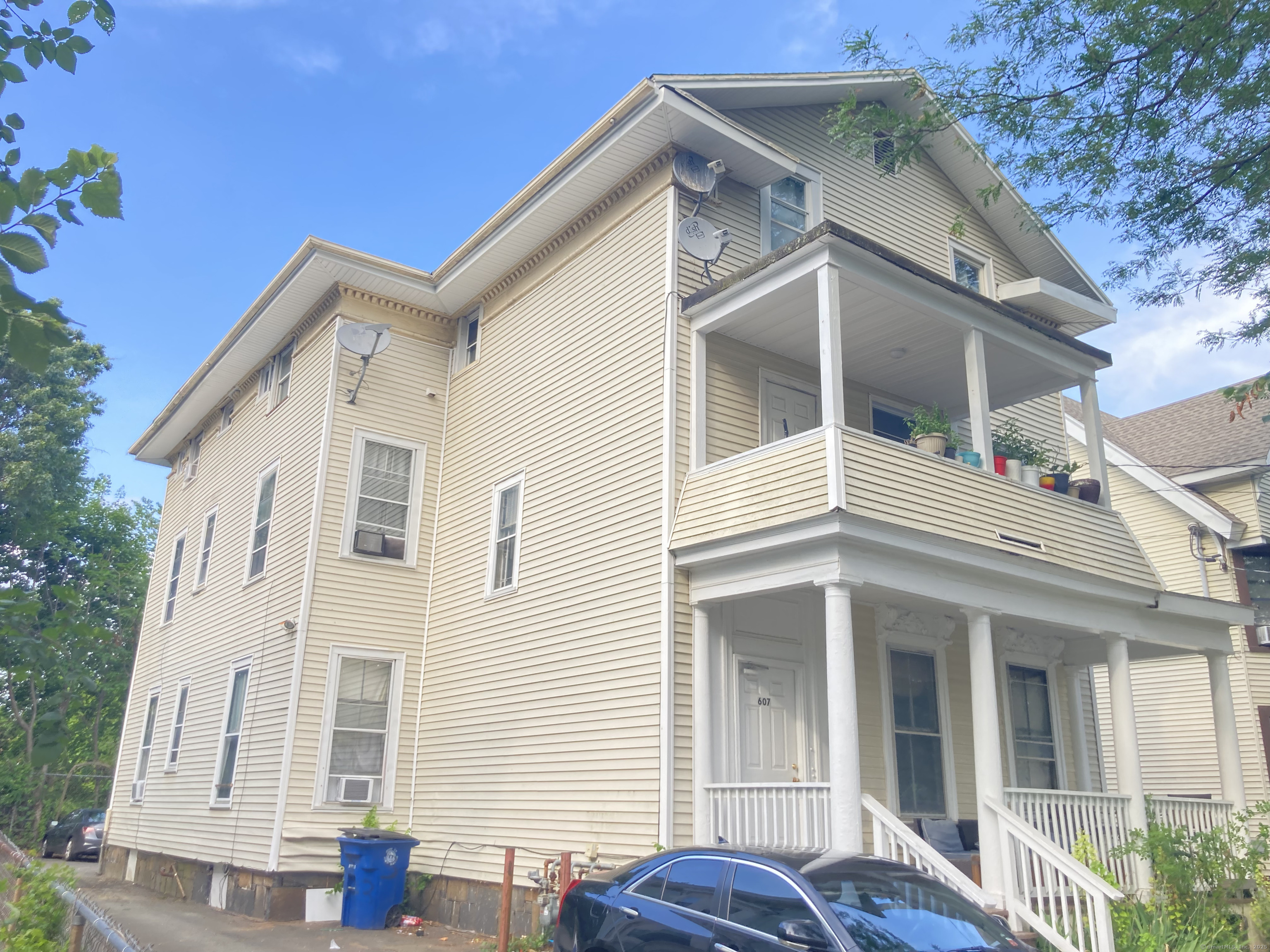 607 Elm Street New Haven CT 06511