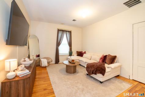 257 Saint John Street New Haven CT 06511