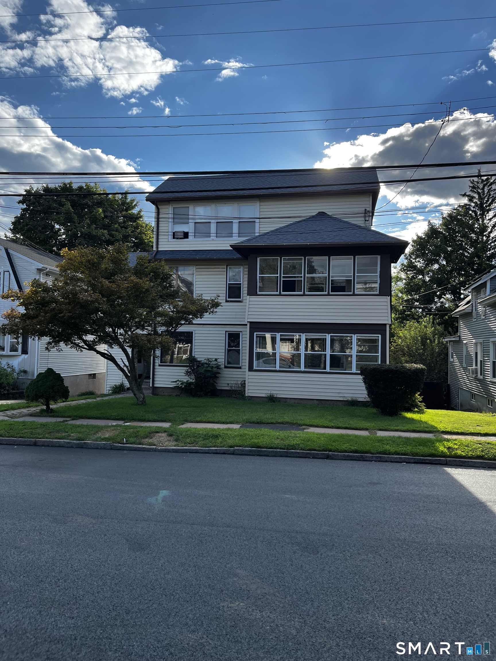 33-37 Francis Street East Hartford CT 06108