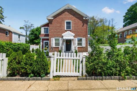 31-33 Plymouth Street Bridgeport CT 06610