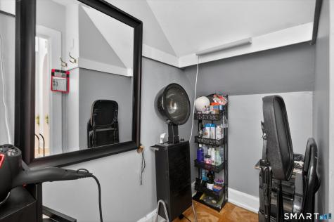 31-33 Plymouth Street Bridgeport CT 06610