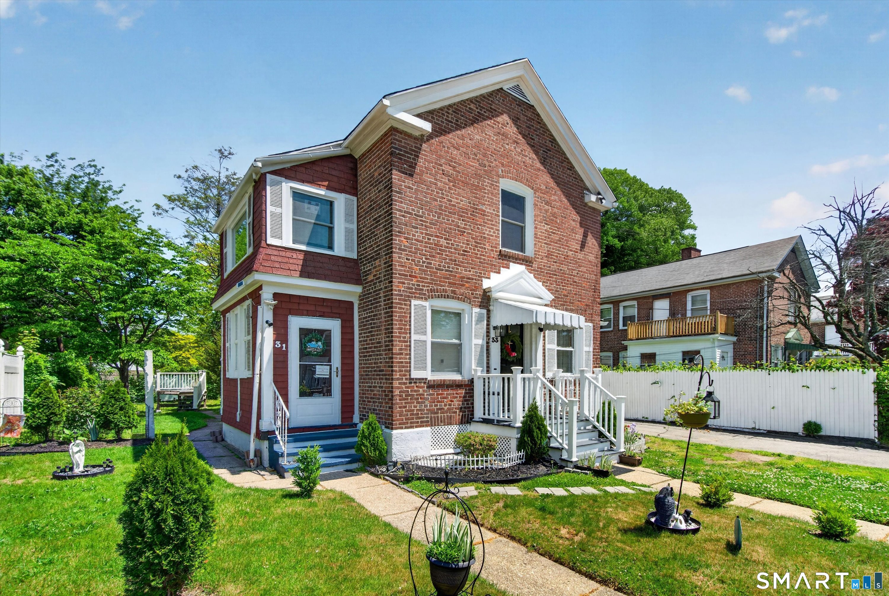 31-33 Plymouth Street Bridgeport CT 06610