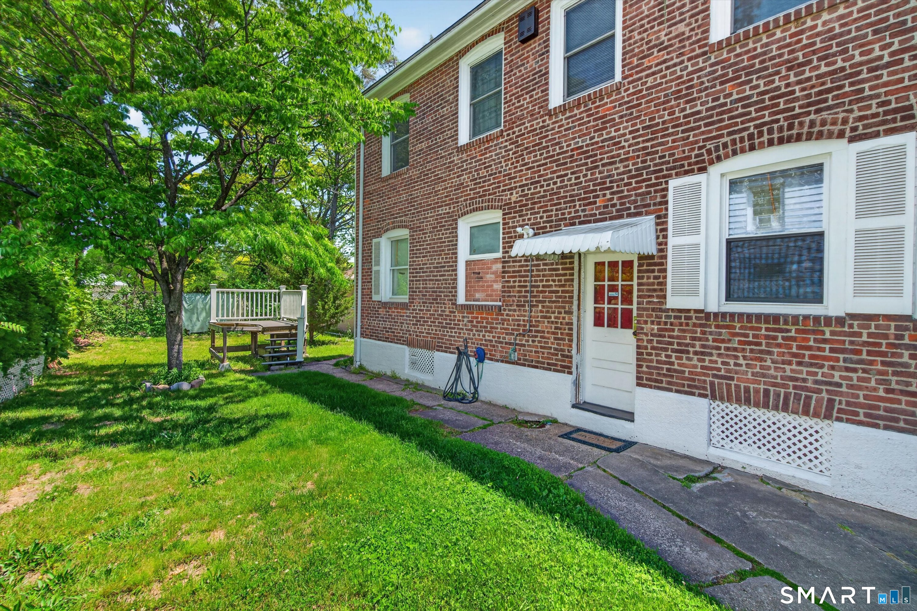 31-33 Plymouth Street Bridgeport CT 06610