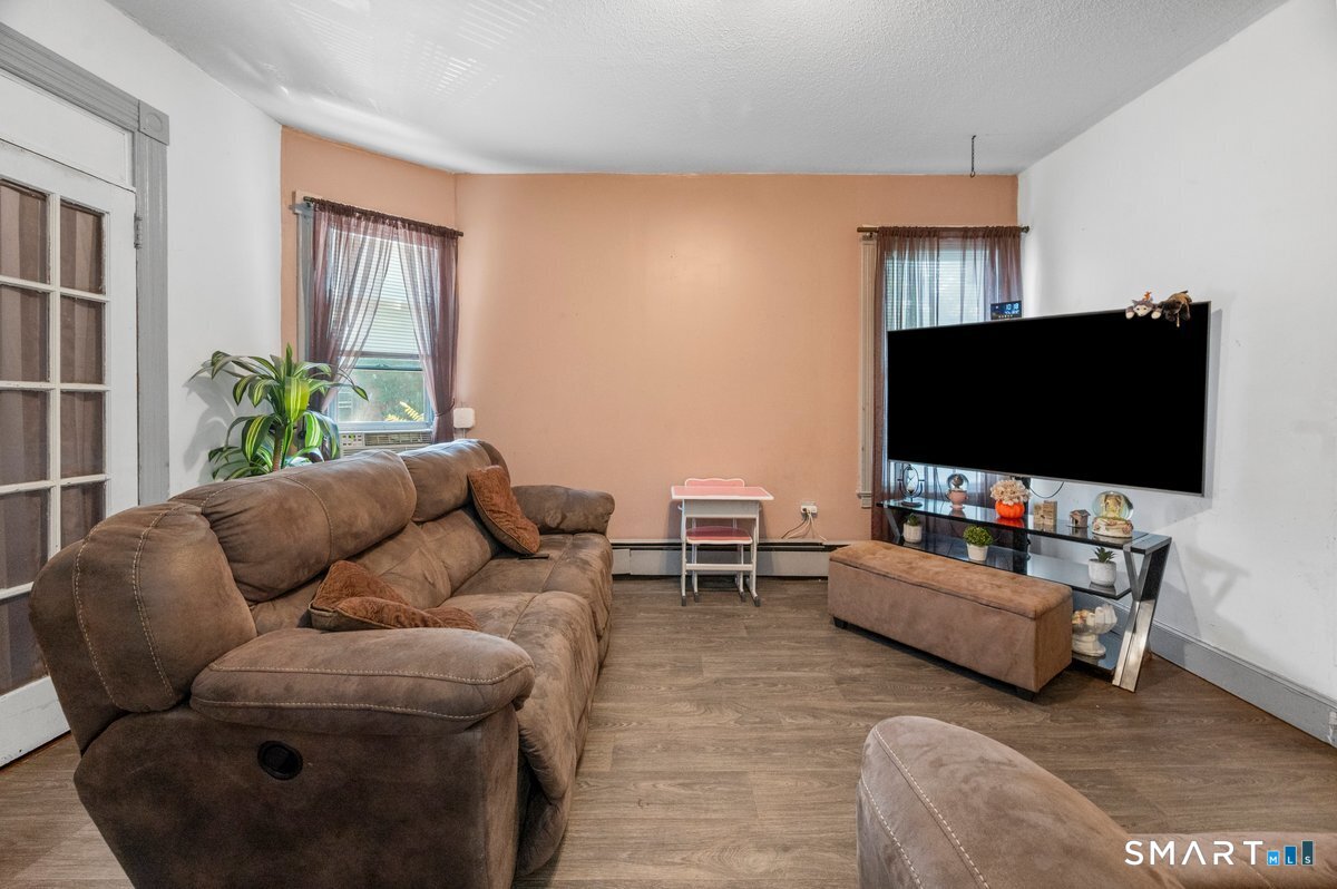 37 Capen Street Hartford CT 06120