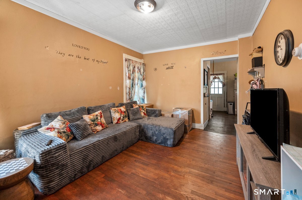 37 Capen Street Hartford CT 06120