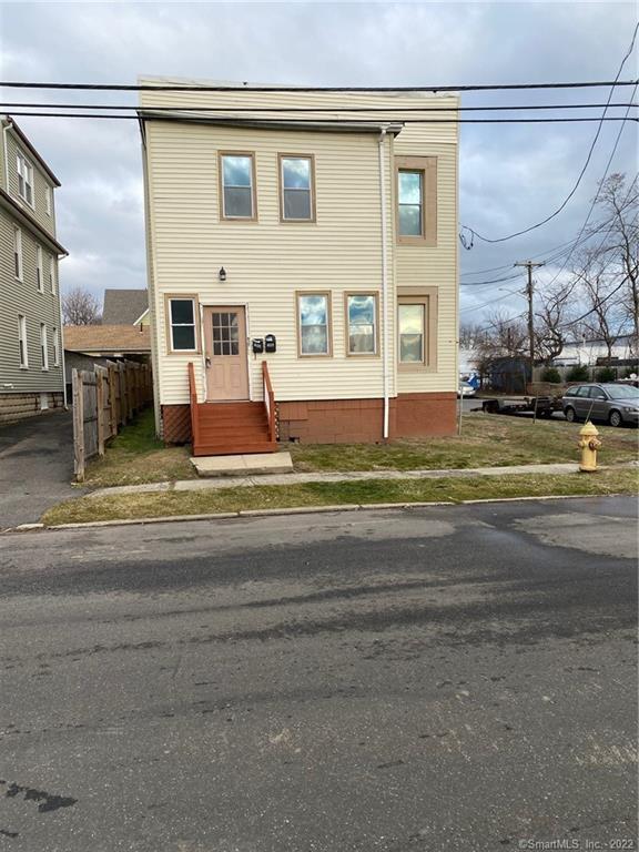 148 Davenport Street Bridgeport CT 06607