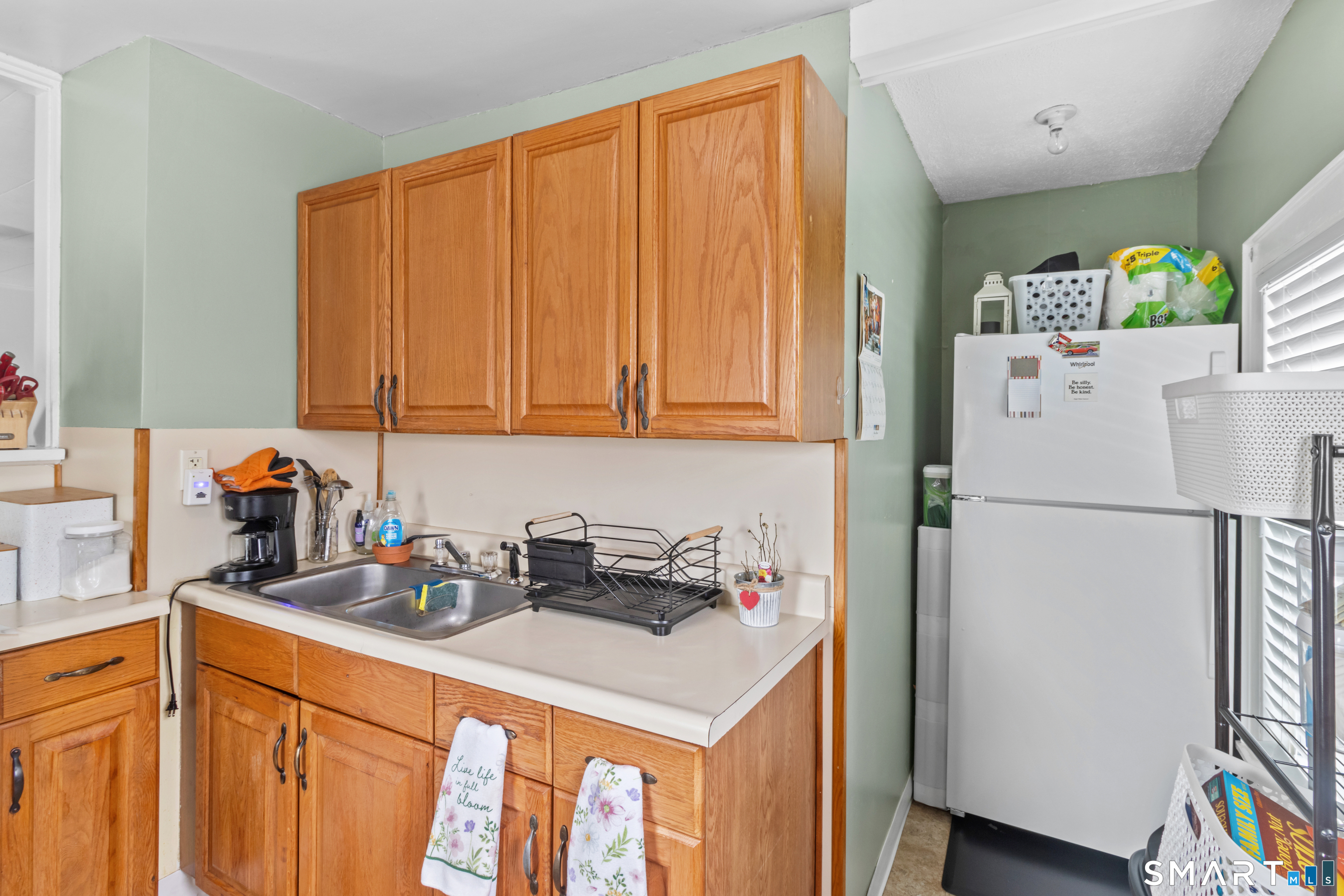 74 Woodbridge Avenue East Hartford CT 06108