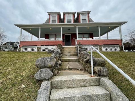 209 Pequot Avenue New London CT 06320