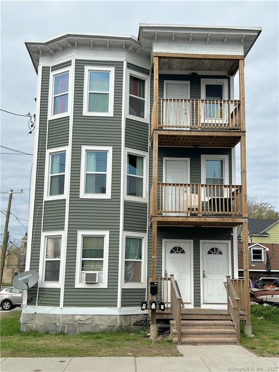 113 East Farm Street Waterbury CT 06704