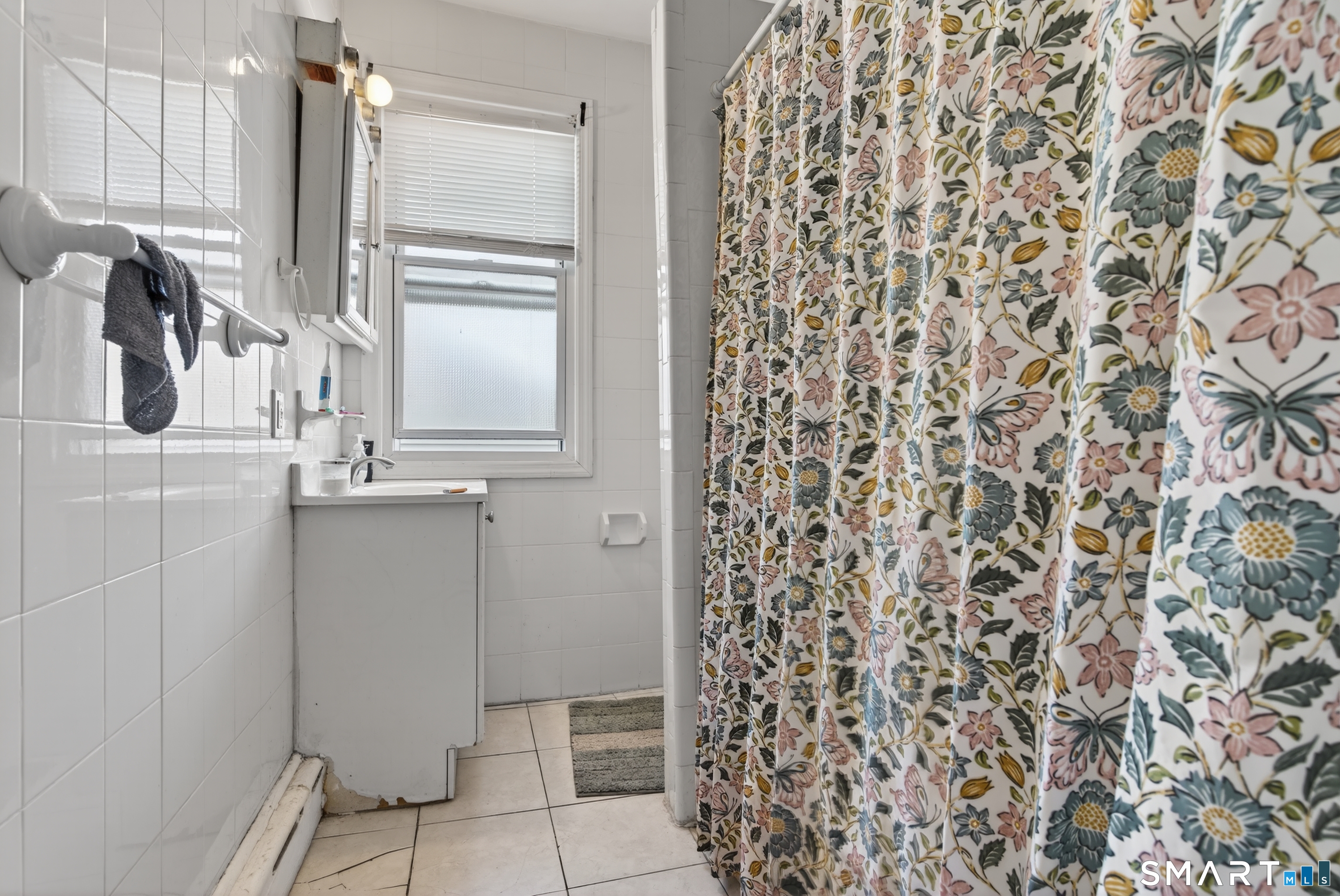 157-163 Sage Avenue Bridgeport CT 06610