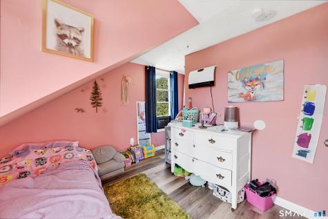 63 Litchfield Street Thomaston CT 06787