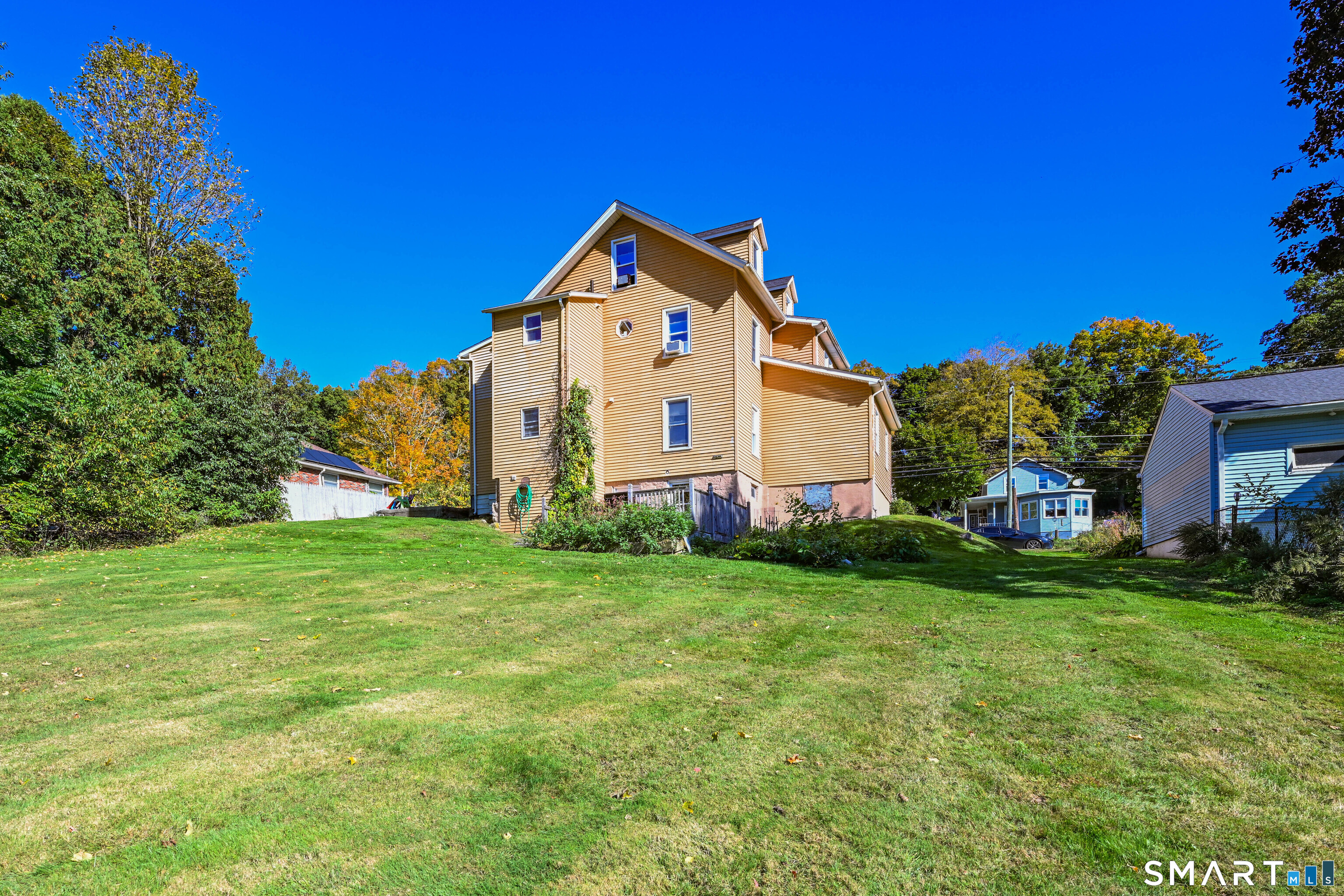 63 Litchfield Street Thomaston CT 06787