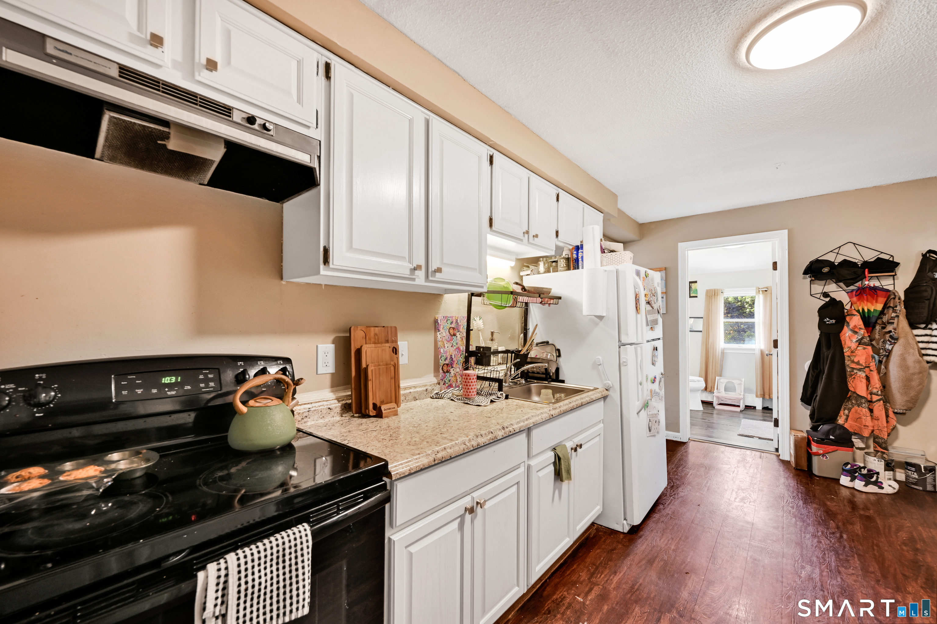 63 Litchfield Street Thomaston CT 06787