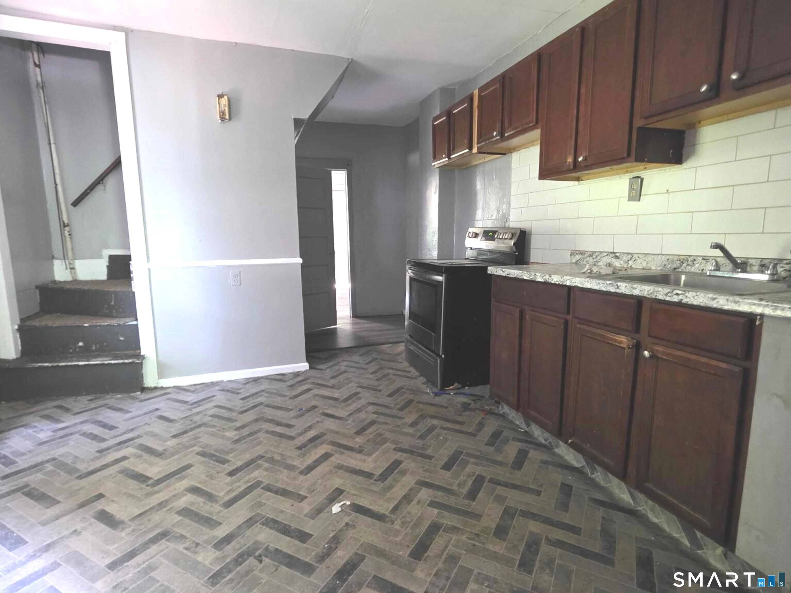 17 Hawthorne Terrace Torrington CT 06790