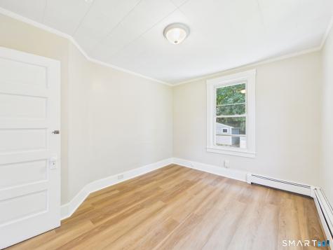 20 Mohegan Park Road Norwich CT 06360