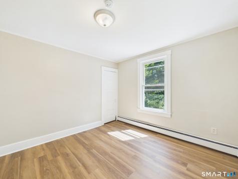 20 Mohegan Park Road Norwich CT 06360