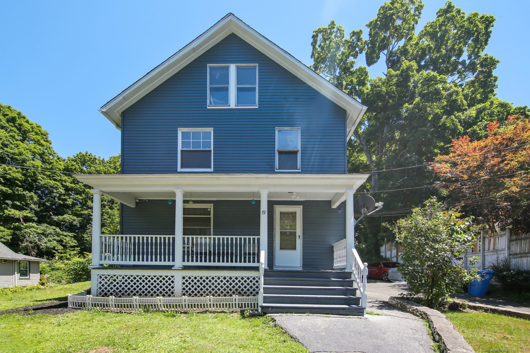 19 Maplewood Street Waterbury CT 06708
