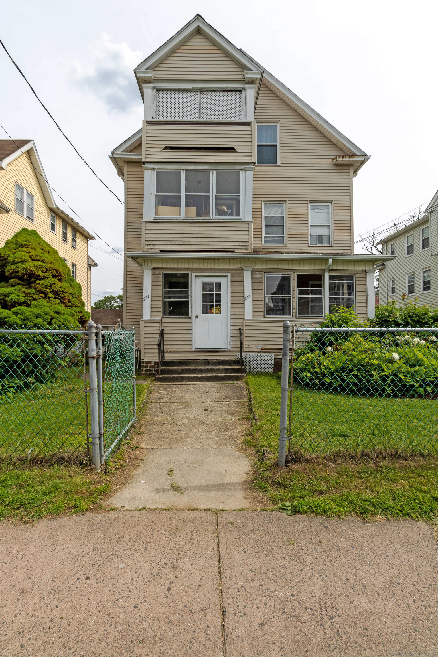 221 White Street Hartford CT 06114