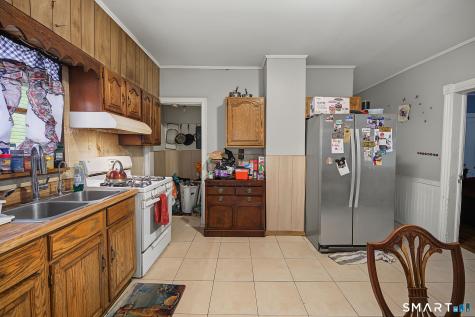 23 Housman Street Danbury CT 06810