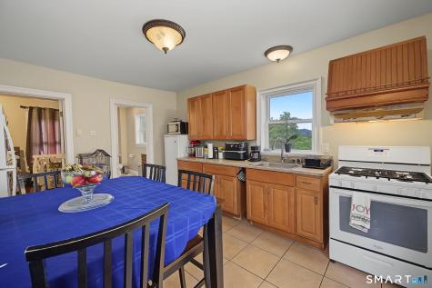 23 Housman Street Danbury CT 06810