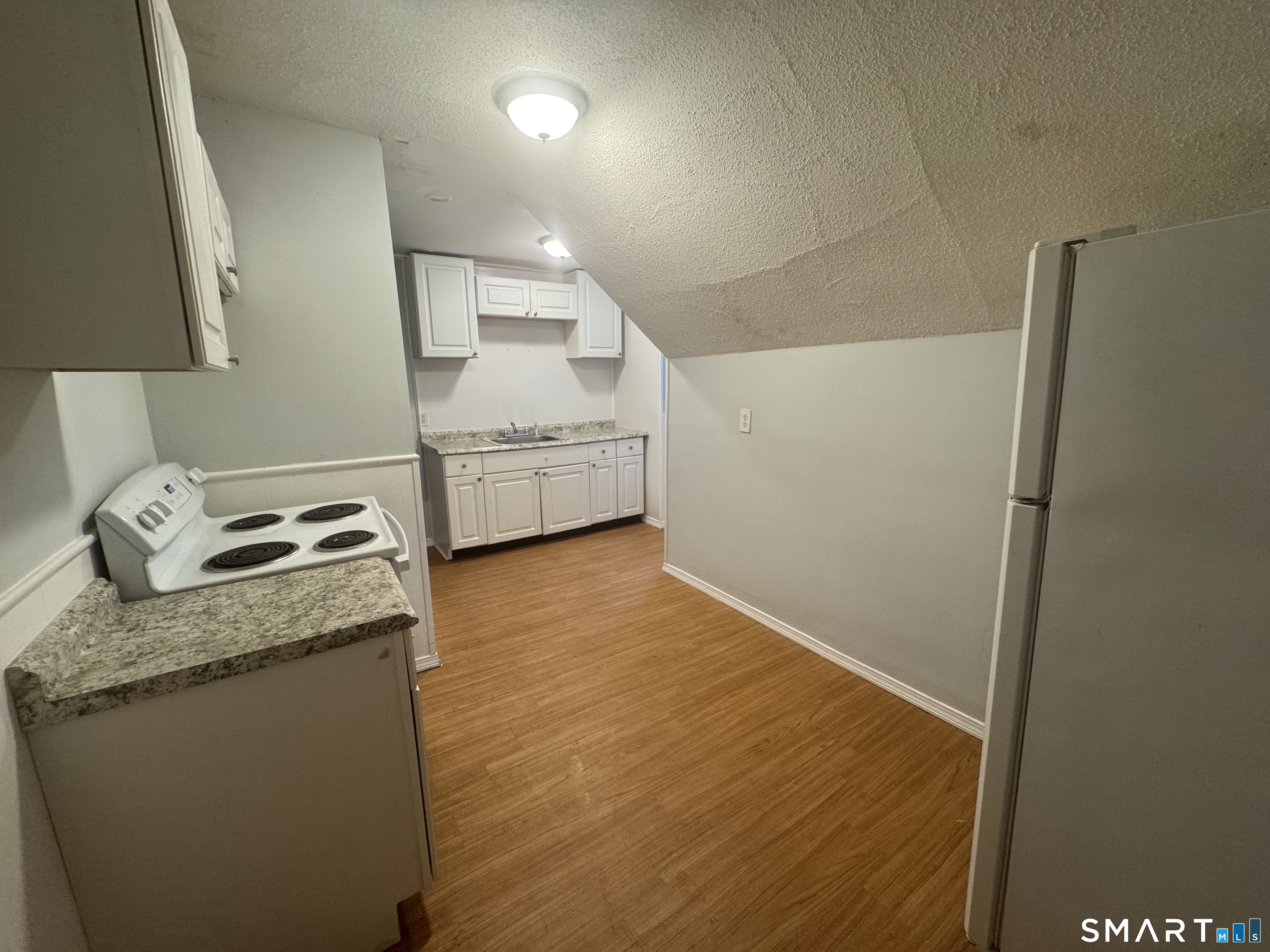 8 Dudley Street Bristol CT 06010