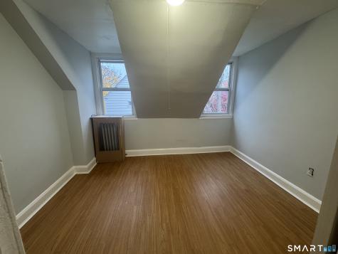 8 Dudley Street Bristol CT 06010